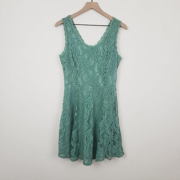 new ALYA Green Dress Size Medium - Picture 2 of 7